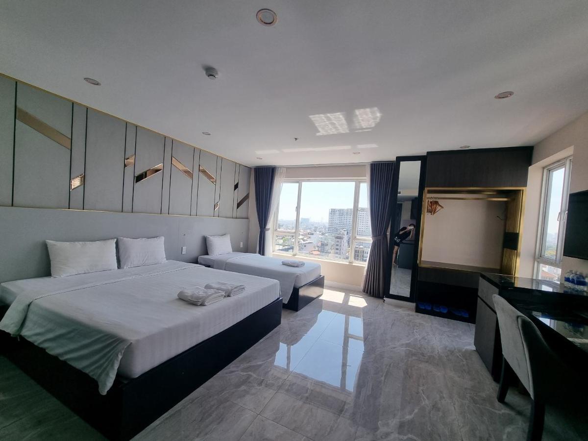 Sunland 3*